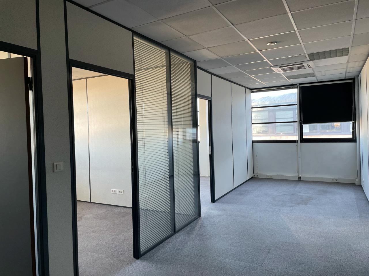 Bureau Aix-en-Provence 842m² Location bureau Aix-en-Provence Bouches-du-Rhône OLBUR2421612 23